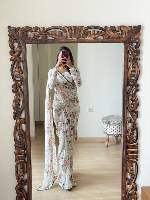 Vasthrlay Georgette Unstitched Saree