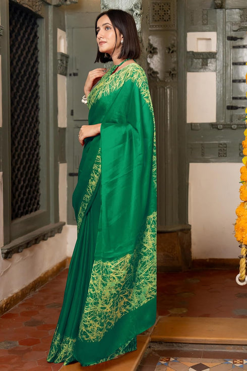 Vasthrlay Fashion Chiffon Abstrect Printed Ethnic Wear