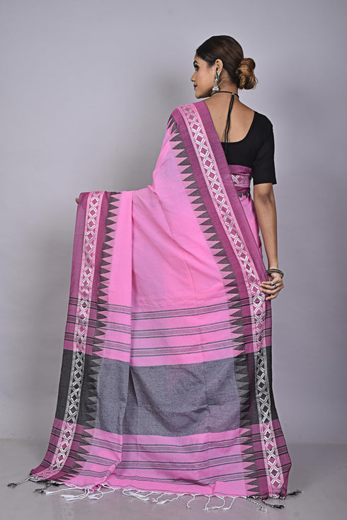 Vasthrlay Begampuri Traditional Saree