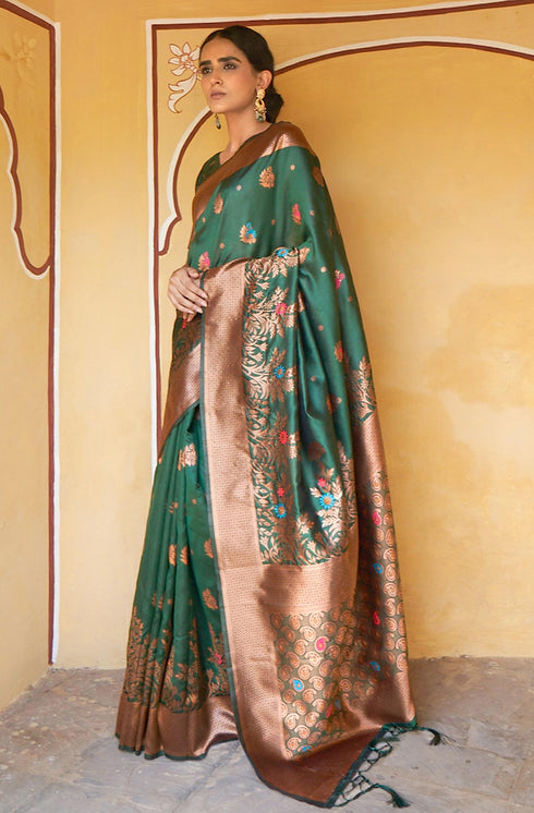 Vasthrlay Banarasi Floral Unstitched Saree