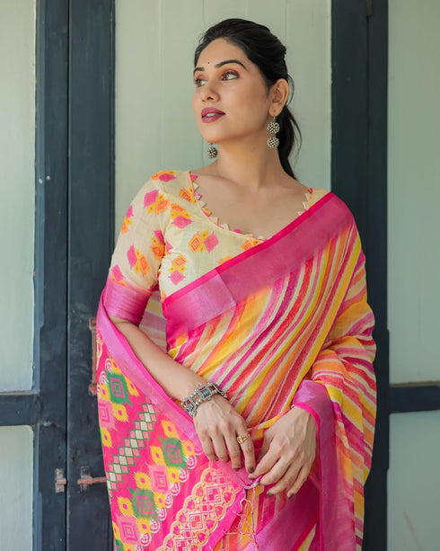 Vasthrlay Floral Printed Tassels Saree