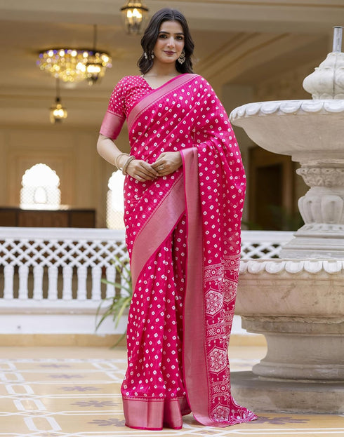 Vasthrlay Womens Printed Unstitched Green Saree