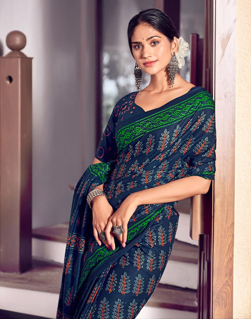 Vasthrlay Womens Printed Unstitched Green Saree