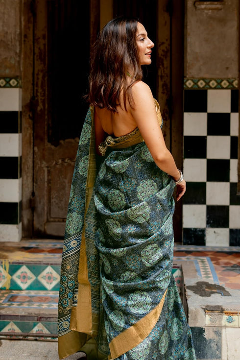 Vasthrlay Fashion Handloom Printed Dusty Ethnic Wear