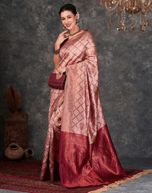 Vasthrlay Banarasi Kanjeevaram Light Pink Saree With Unstitched Blouse Piece