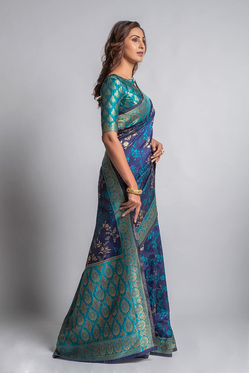 Vasthrlay Magenta Banarasi Designer Saree