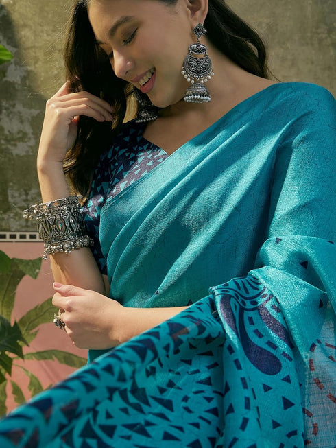 Vasthrlay Womens Printed Teal Blue Saree With Unstitched Blouse Piece