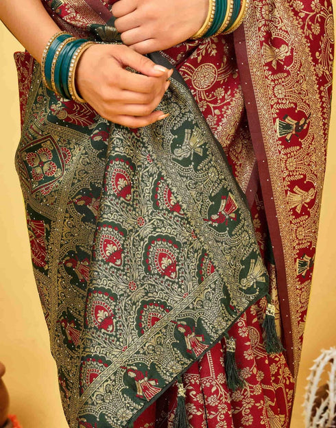 Vasthrlay Traditional Saree