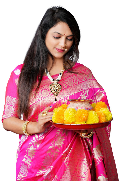 Vasthrlay Banarasi Floral Saree