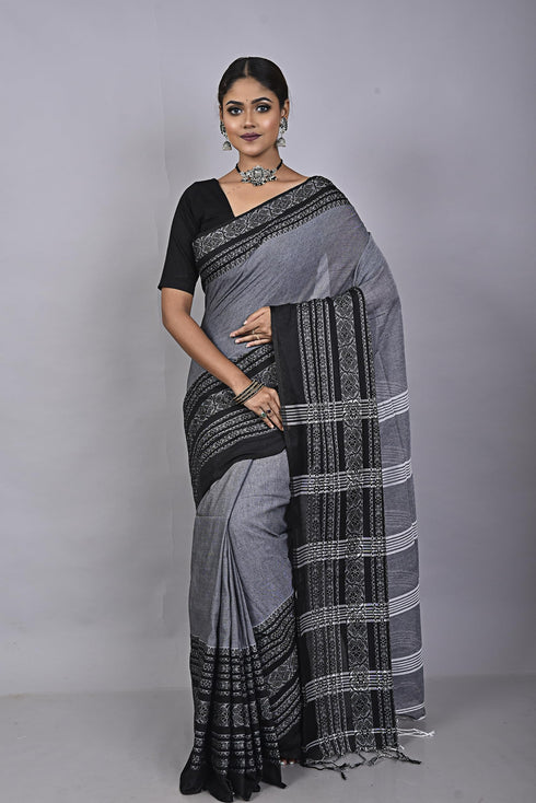 Vasthrlay Begampuri Traditional Saree