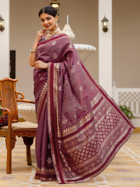 Vasthrlay Printed Off White Off White Saree