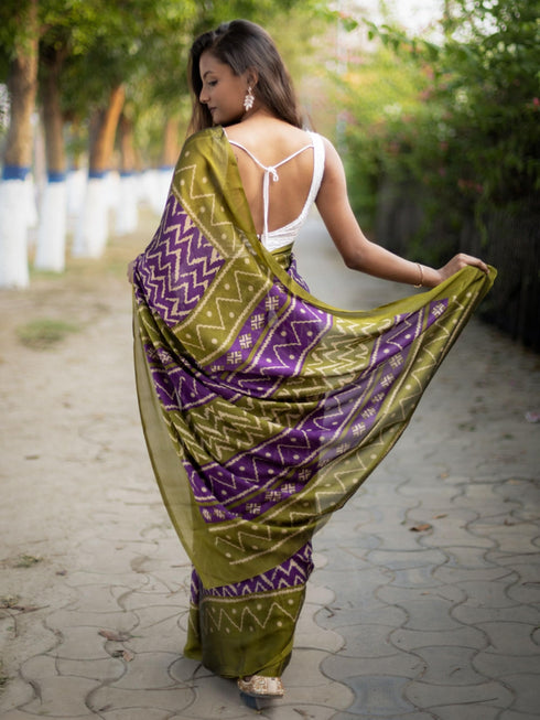 Vasthrlay Georgette Printed Saree