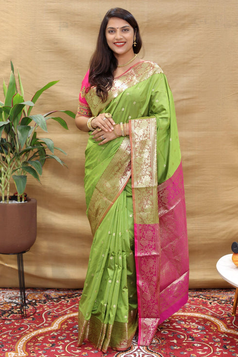 Vasthrlay Banarasi Wedding Saree