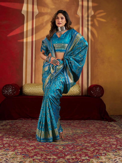 Vasthrlay Women's Kanjivaram Silk Unstitched Saree