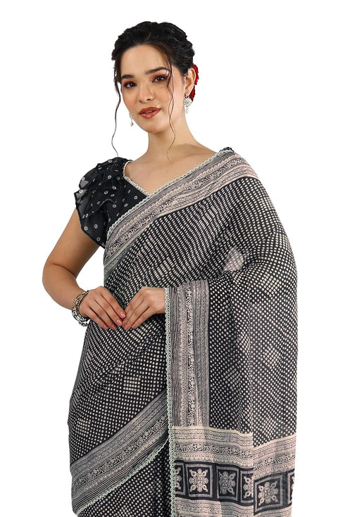 Vasthrlay Fashion Chiffon Paisley Printed Ethnic Wear