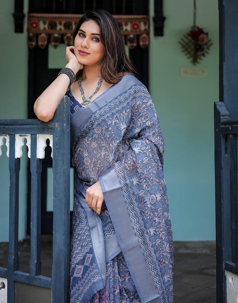 Vasthrlay Womens Printed Unstitched Light Green Saree