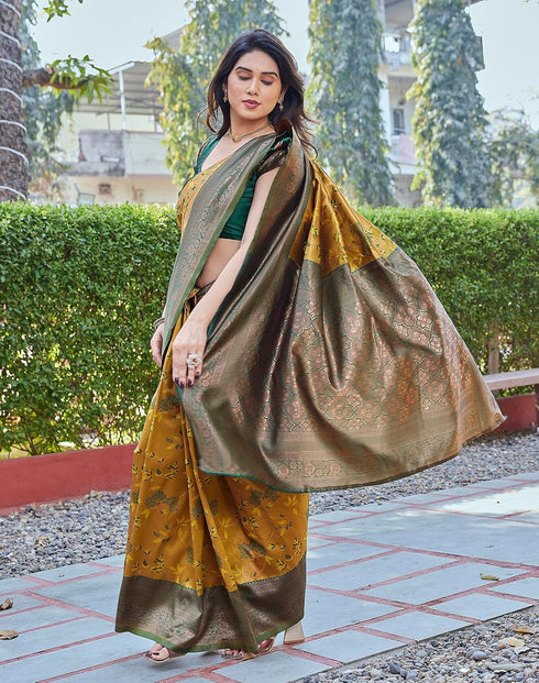 Vasthrlay Banarasi Kanjivaram Az Ys Runika Ethnic Wear