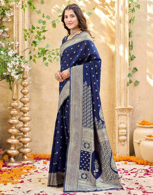 Vasthrlay Womens Weaving Navy Blue | Gold Saree With Unstitched Blouse Piece