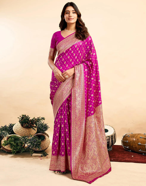 Vasthrlay Banarasi Unstitched Saree
