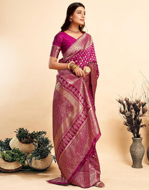 Vasthrlay Kanjivaram Banarasi Wedding Magenta Saree With Magenta Unstitched Blouse Piece