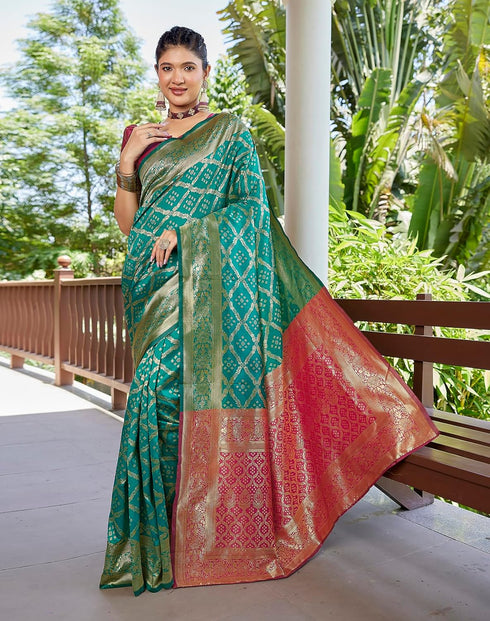 Vasthrlay Banarasi Kanjivaram Az Ys Mintoo Mehendi Ethnic Wear