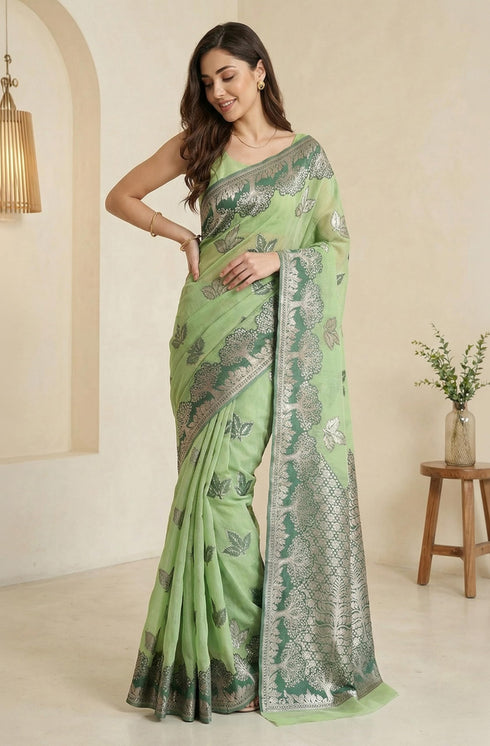 Vasthrlay Jacquard Floral Saree