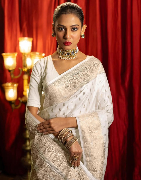 Vasthrlay Jacquard Kanjivaram Unstitched Cream Saree