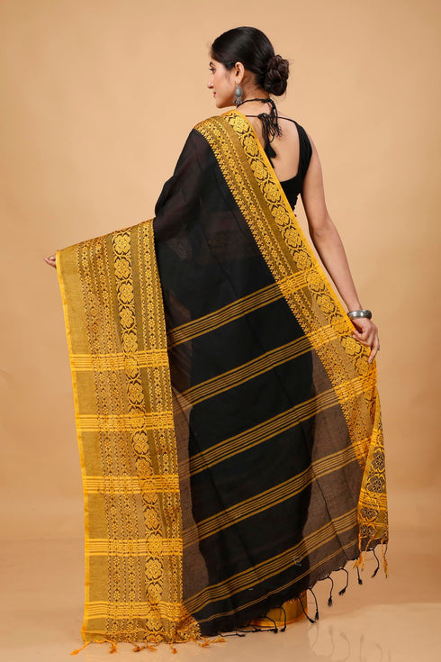 Vasthrlay Traditional Begampuri