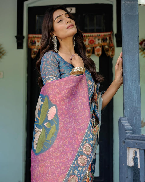 Vasthrlay Handloom Traditional Paisley Saree