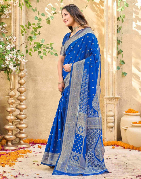 Vasthrlay Womens Weaving Unstitched Cream Saree