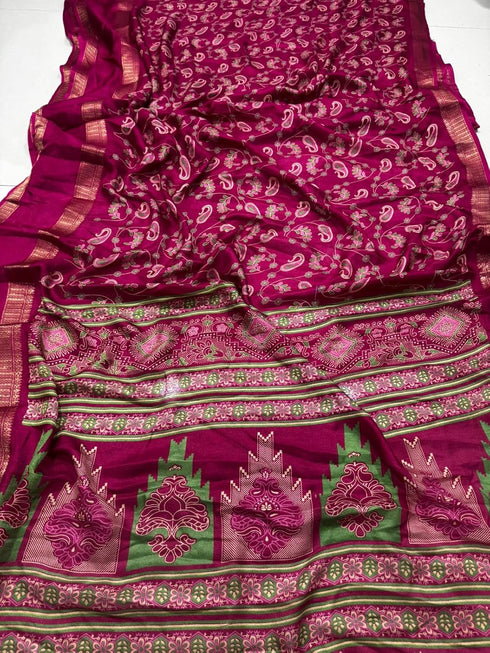Vasthrlay Elegant Paisley Traditional Lightweight