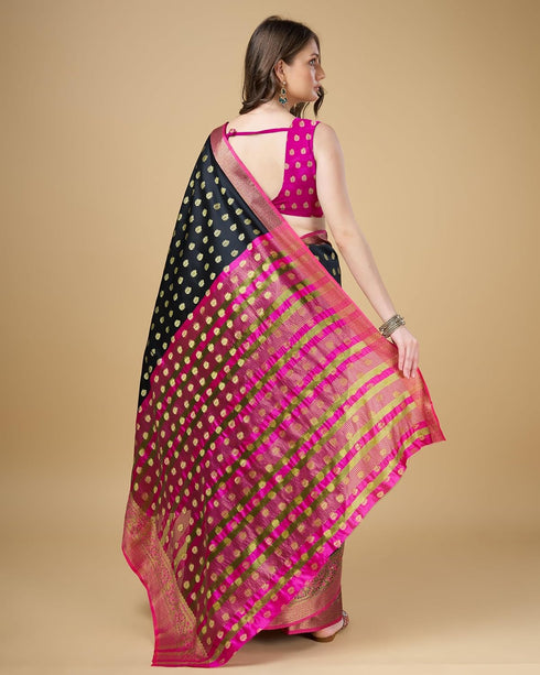 Vasthrlay Wedding Saree