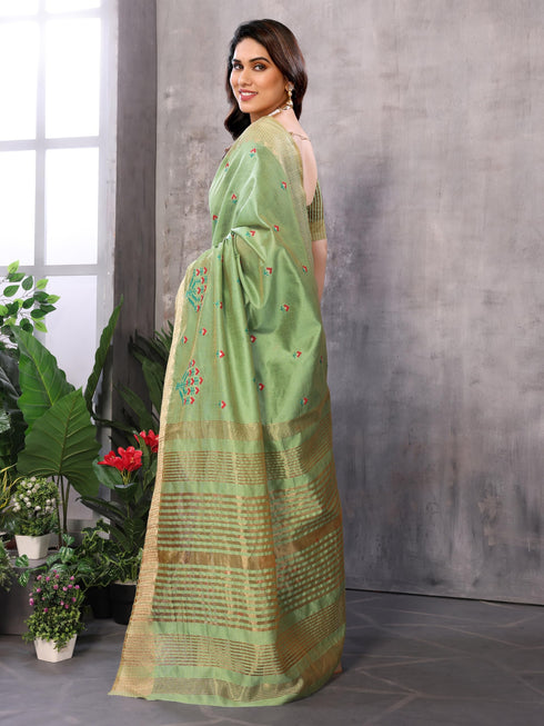 Vasthrlay Embroidery Unstitched Saree