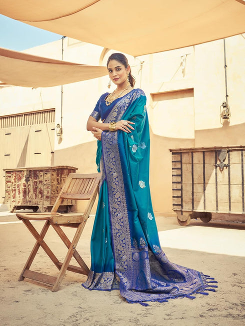 Vasthrlay Kanjivaram Unstitched Jacquard Stylish Saree