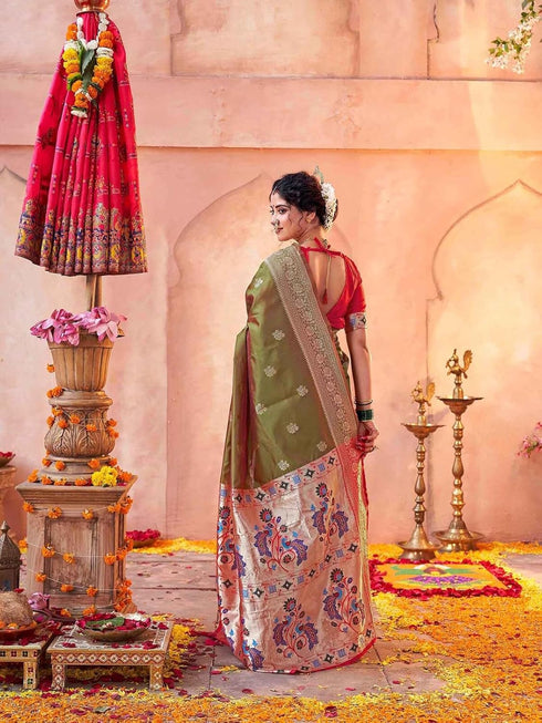 Vasthrlay Weaving Paithani Unstitched Dark Green Saree