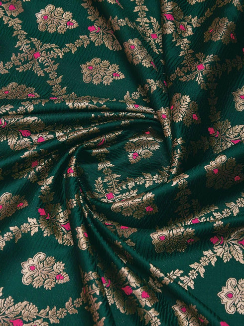 Vasthrlay Banarasi Traditional Unstitched Saree