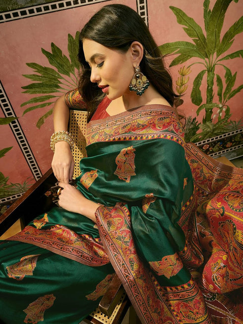 Vasthrlay Womens Weaving Unstitched Green Saree