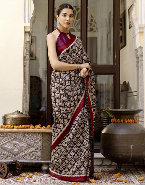 Vasthrlay Womens Printed Unstitched Maroon Saree