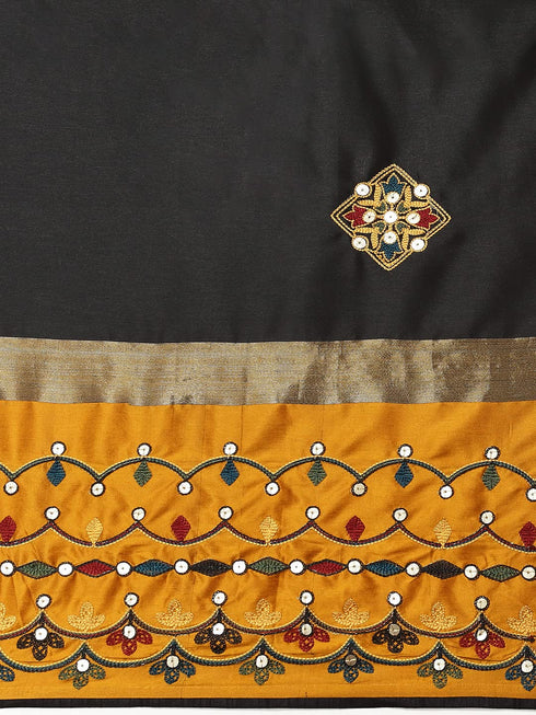 Vasthrlay Embroidery Contrast Saree