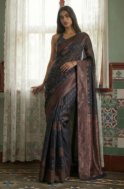 Vasthrlay Jacquard Floral Saree