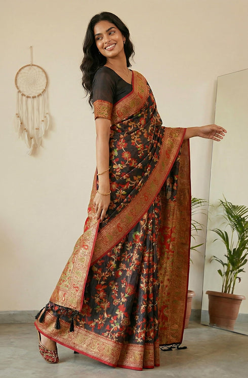Vasthrlay Unstitched Saree
