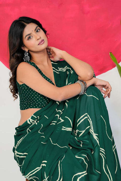 Vasthrlay Fashion Georgette Geometric Dusty Ethnic Wear