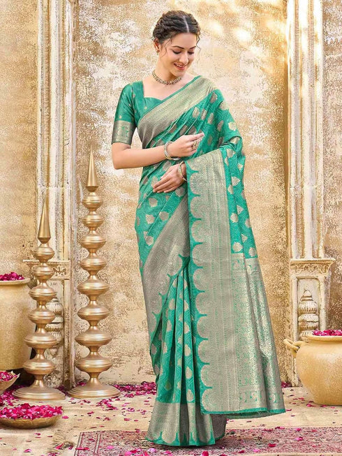 Vasthrlay Georgette Scalloped Purple Saree