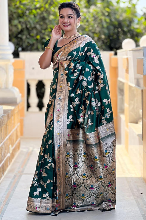 Vasthrlay Kanjivaram Handloom Golden Ethnic Wear