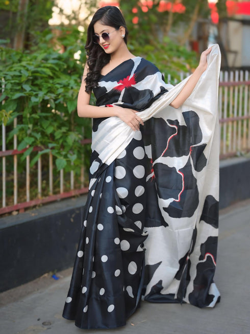 Vasthrlay Printed Saree