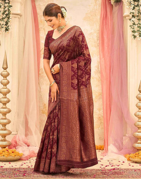 Vasthrlay Womens Weaving Unstitched Dark Green Saree