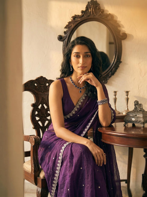 Vasthrlay Magenta Unstitched Saree