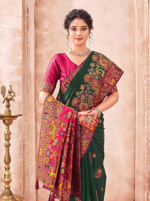 Vasthrlay Womens Weaving Unstitched Dark Green Saree