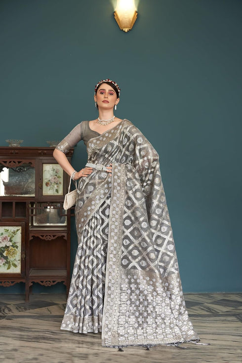 Vasthrlay Jacquard Unstitched Comfortable Stylish Saree