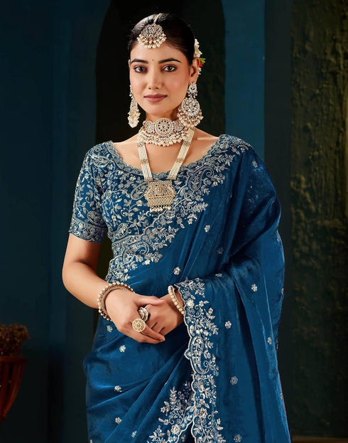 Vasthrlay Embroidered Traditional Embellished Applique Bollywood